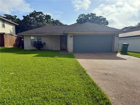 3809 Caleb Ct, Bryan, TX 77803