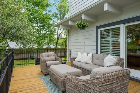 Exterior - 301 Hensel Ave, Bryan, TX 77801 photo 5 of 11