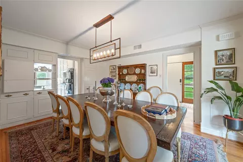 Dining - 301 Hensel Ave, Bryan, TX 77801 photo 2 of 3