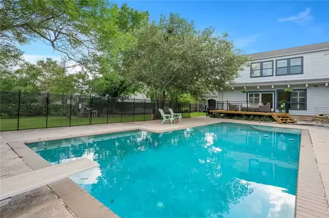 Exterior - 301 Hensel Ave, Bryan, TX 77801 photo 3 of 11