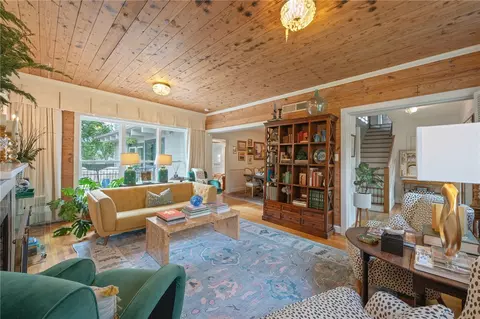 Living - 301 Hensel Ave, Bryan, TX 77801 photo 3 of 4