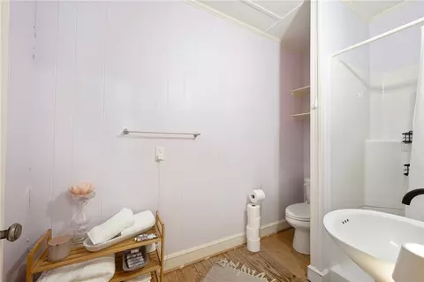 Bath - 301 Hensel Ave, Bryan, TX 77801 photo 6 of 6