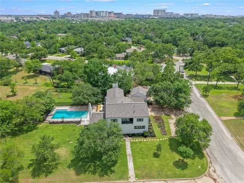View/Area - 301 Hensel Ave, Bryan, TX 77801 photo 4 of 5