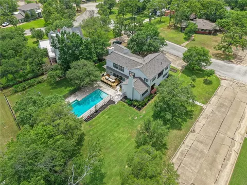 View/Area - 301 Hensel Ave, Bryan, TX 77801 photo 3 of 5