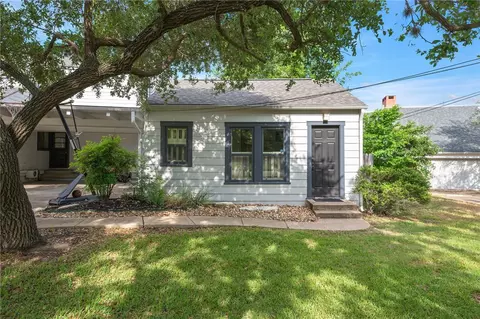 Exterior - 301 Hensel Ave, Bryan, TX 77801 photo 8 of 11