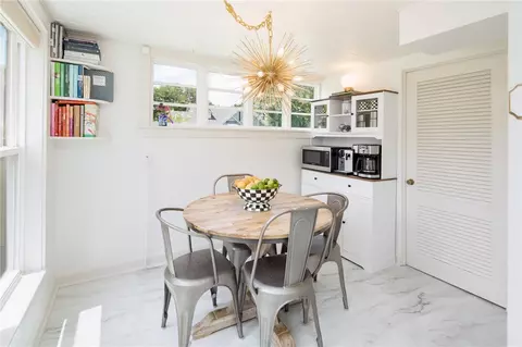 Dining - 301 Hensel Ave, Bryan, TX 77801 photo 3 of 3