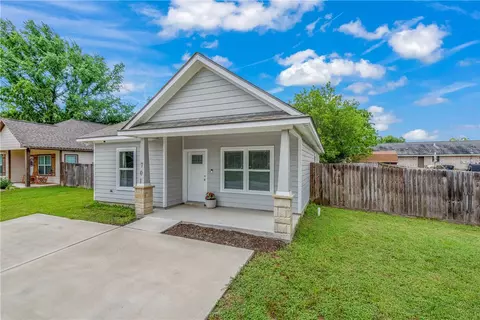 701 E Martin Luther King Jr St, Bryan, TX 77803