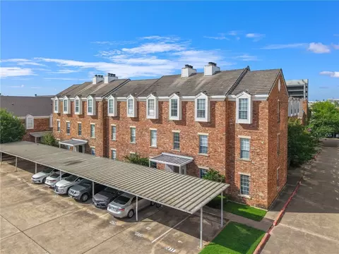 400 Nagle #411, College Station, TX 77840