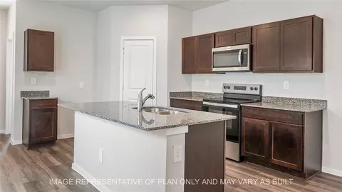 880 Kickapoo Ln, College Station, TX 77845