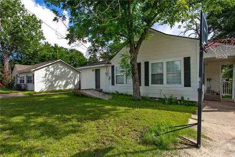 814 814a 814b South Gordon St, Bryan, TX 77802 photo 17