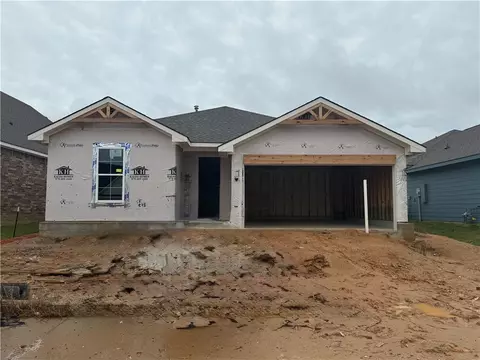 6105 Pocono Dr, College Station, TX 77845
