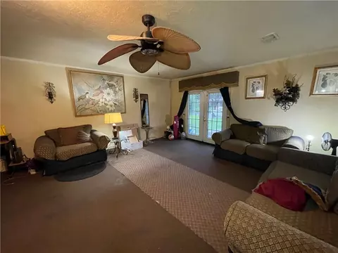 Living - 2105 Kendall Way, Bryan, TX 77803 photo 2 of 3