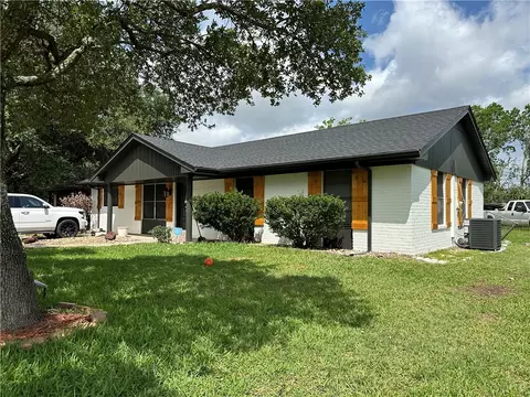 Exterior - 1906 Calvert Cir, Bryan, TX 77803 photo 2 of 3