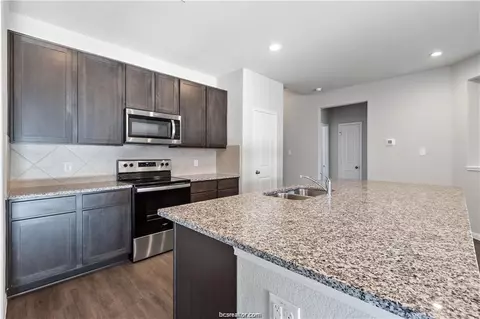 Kitchen - 5769 Paseo Pl, Bryan, TX 77807 photo 1 of 2