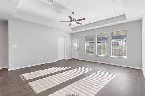 Living - 5769 Paseo Pl, Bryan, TX 77807 photo 3 of 7