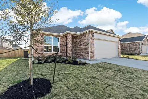 5769 Paseo Pl, Bryan, TX 77807