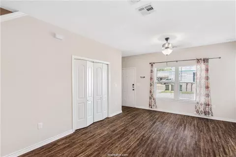 Living - 2108 Cavitt, Bryan, TX 77801 photo 3 of 4
