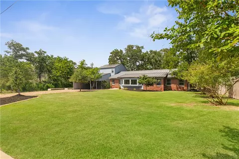 Exterior - 3907 Nagle St N, Bryan, TX 77801 photo 3 of 8