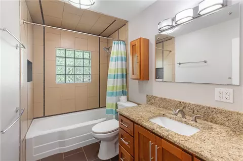 Bath - 3907 Nagle St N, Bryan, TX 77801 photo 5 of 5