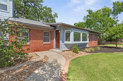 Exterior - 3907 Nagle St N, Bryan, TX 77801 photo 4 of 8
