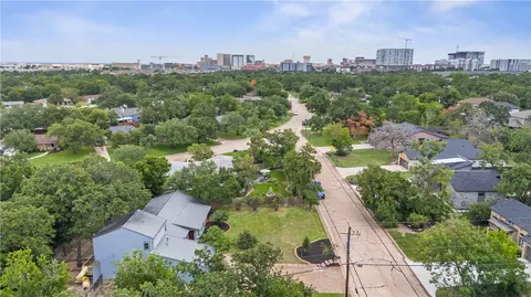 View/Area - 3907 Nagle St N, Bryan, TX 77801 photo 2 of 3