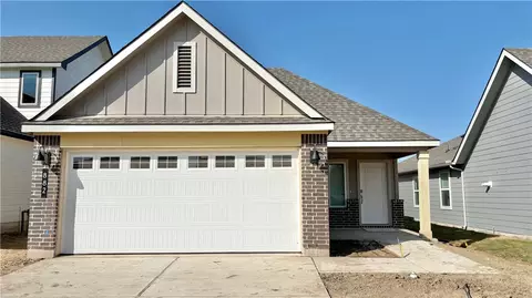 882 Kickapoo Ln, College Station, TX 77845