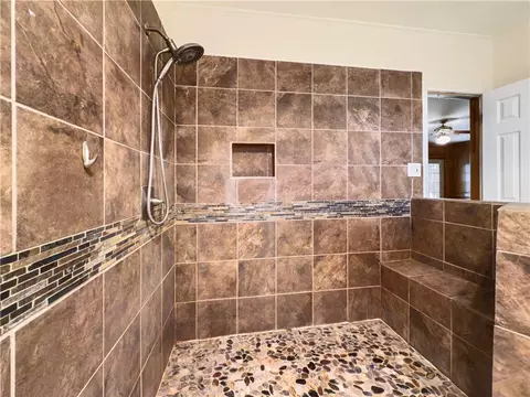 701 Roberta Ct, Bryan, TX 77802 photo 29