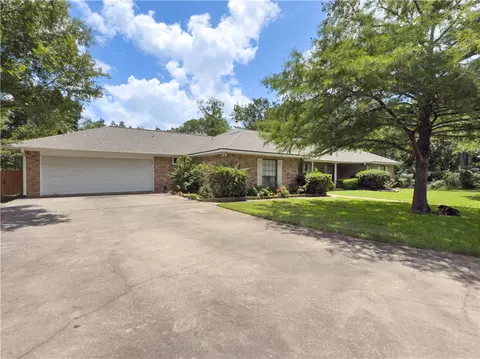 701 Roberta Ct, Bryan, TX 77802 photo 4