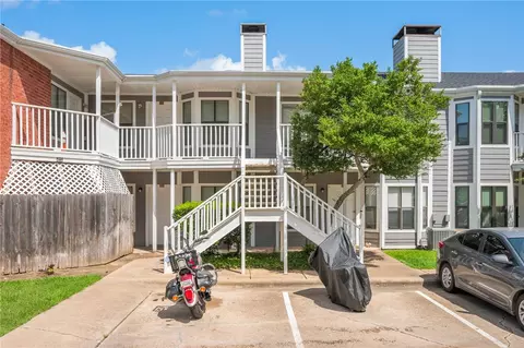 4441 Old College #8207, Bryan, TX 77801