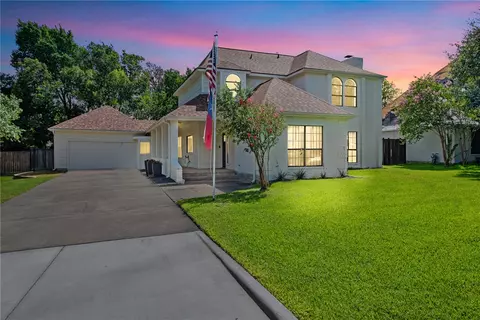 203 Fireside Cir, College Station, TX 77840