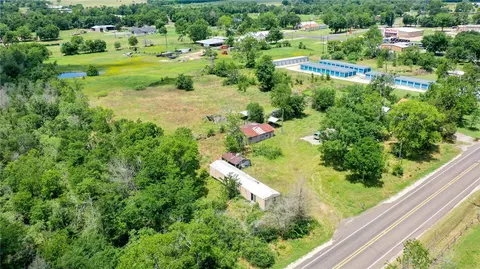 5612 Fm 247 Farm To Market Rd, Midway, TX 75852