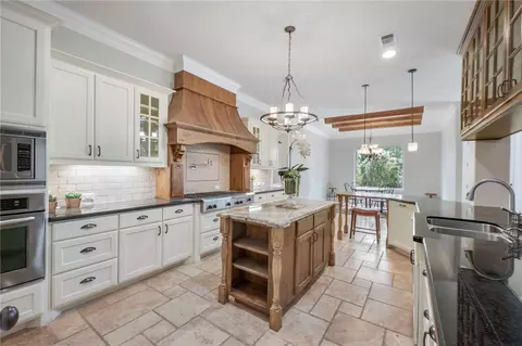 3602 Red Cedar Ct, Bryan, TX 77807 photo 9