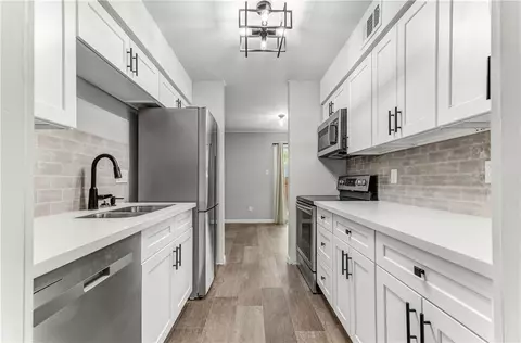 1900 Dartmouth Street I3, College Station, TX 77840