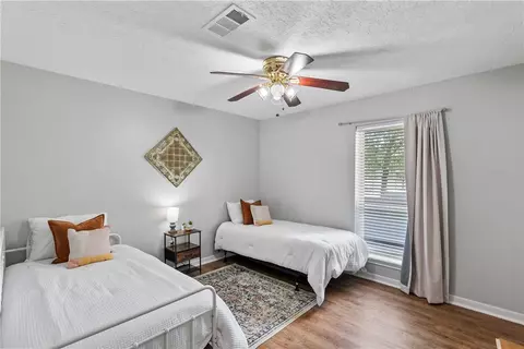2401 Hillside Dr, Bryan, TX 77802 photo 20