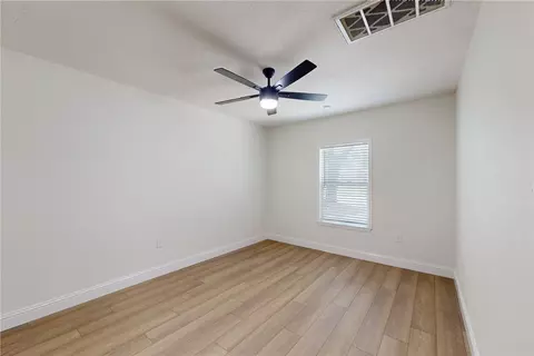 904 Dumas Dr, Bryan, TX 77803 photo 12