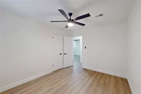 904 Dumas Dr, Bryan, TX 77803 photo 23