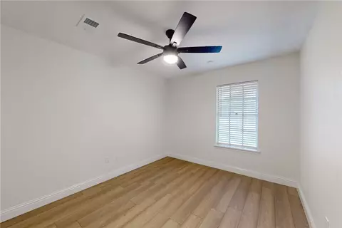 904 Dumas Dr, Bryan, TX 77803 photo 18