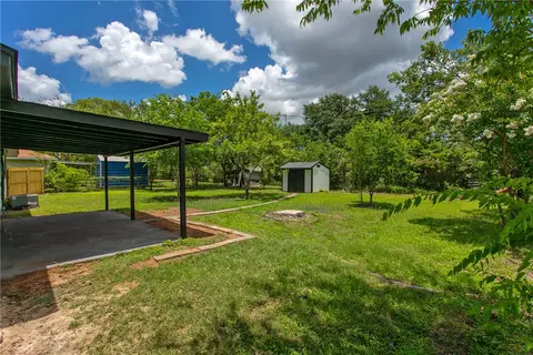 904 Dumas Dr, Bryan, TX 77803 photo 31