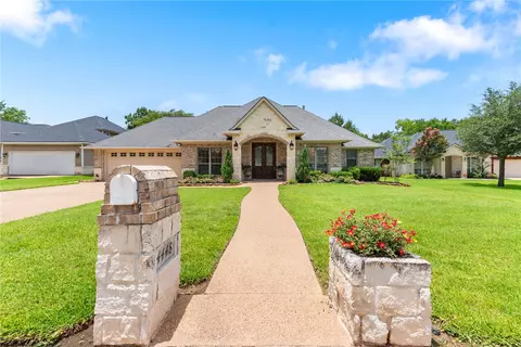 4448 Spring Meadows Ct, College Station, TX 77845