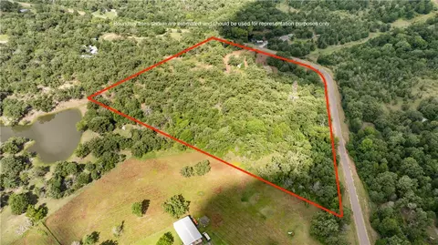13423 Oak Dr, Iola, TX 77861 photo 2