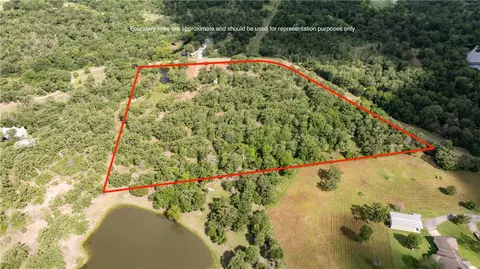 13423 Oak Dr, Iola, TX 77861 photo 3