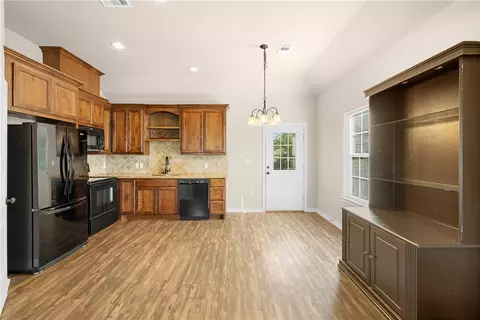 4002 High St, Bryan, TX 77808 photo 6
