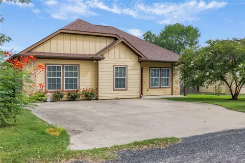 4002 High St, Bryan, TX 77808 photo 2