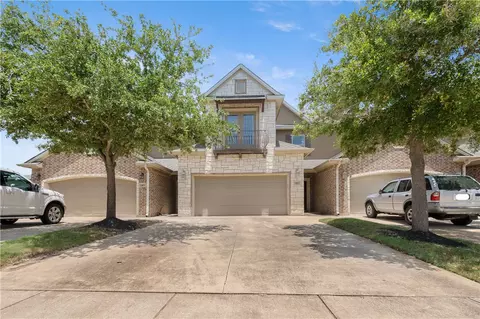 1403 Crescent Ridge Dr, College Station, TX 77845