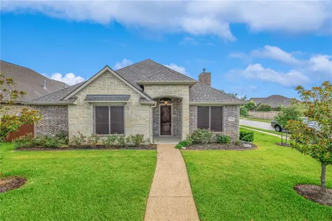 15619 Wood Brook Ln, College Station, TX 77845