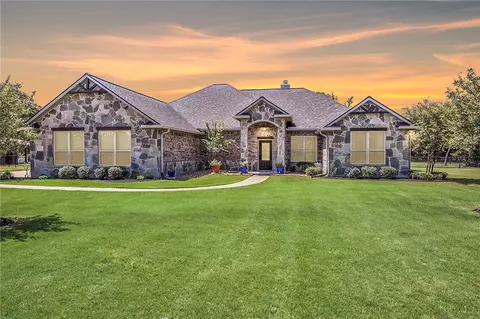 10746 Lonesome Dove Trl, Bryan, TX 77808