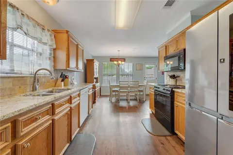1904 Sharon Dr, Bryan, TX 77802 photo 8