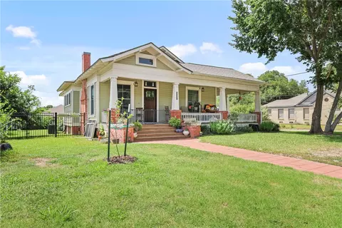 101 N Haswell Dr, Bryan, TX 77803 photo 1