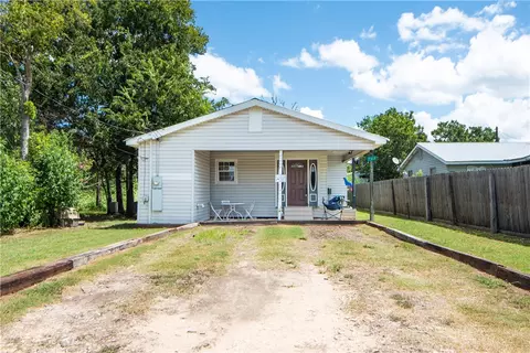 727 Railroad Rd, Somerville, TX 77879