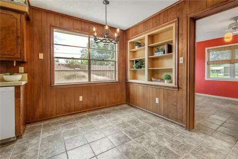 3604 Holly Dr, Bryan, TX 77802 photo 9